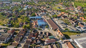 Vânzare Complex industrial  – 3.037 mp teren, 4 hale - 1400 mp Beiuş - imagine 16