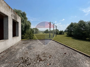 Cladire comerciala cu teren 10.000 mp | DN 13 - Hanul Bogatii-Maierus - imagine 6