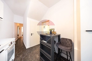 Apartament in inima Brașovului - complet renovat - imagine 8