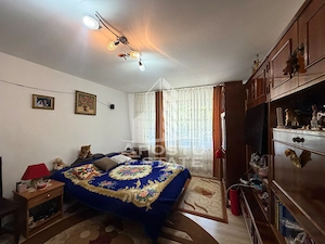 Apartament cu 3 camere de vanzare,decomandat , Zona Lipovei,Timisoara - imagine 2