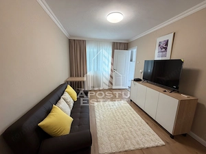 Apartament cu 3 camere de vânzare, renovat , Zona Dacia , Timișoara - imagine 2