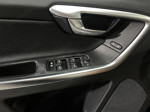 Volvo XC 60 - imagine 20