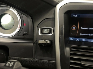 Volvo XC 60 - imagine 16