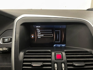 Volvo XC 60 - imagine 14