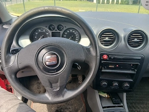   --Vând Seat Ibiza 1.2 Benzină (2006) - Fără daune ---   - imagine 2