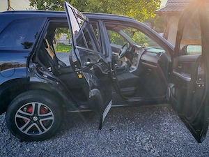 Vând suzuki grand vitara an 2007 2.0 euro 4 , 140 cp aspirat benzina - imagine 4