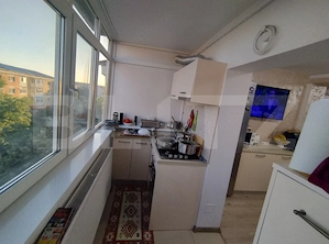 Apartament 3 camere, 72 mp utili, 1 Mai, Pelendava - imagine 4