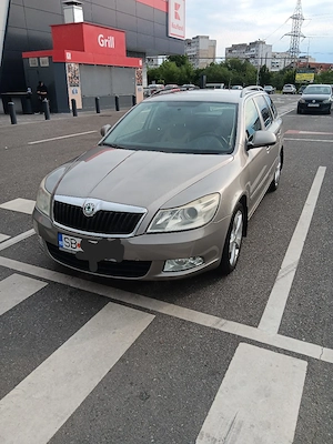 Skoda Octavia Facelift Combi 2009 | 1.4 Benzina | 236.000 km | 6+1 Trepte | Aer Condiționat - imagine 2