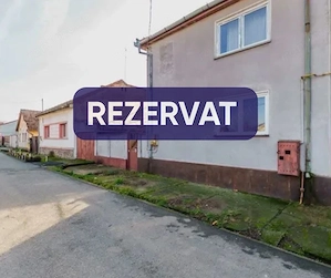 Casa cu 3 camere, garaj și teren de 569 mp, Confecții, comision 0%