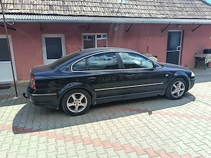Vând  Vw Passat 1,9 TDI  - imagine 2