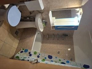 Vand apartament 2 camere - imagine 9