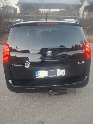 Peugeot 5008 - imagine 3