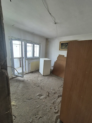 Vand apartament 3 camere et.1 Lunca  - imagine 9