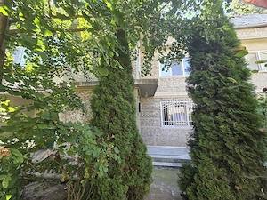 Adresă de prestigiu în Centrul Vechi al Galațiului   Casă cu teren de 364 mp - imagine 4