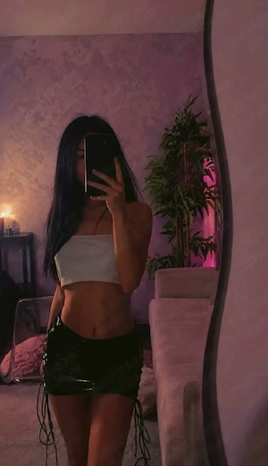 Buna eu sunt Andreea