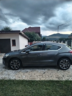Vand Citroen DS4 benzina, an 2016, 103000 km - imagine 8