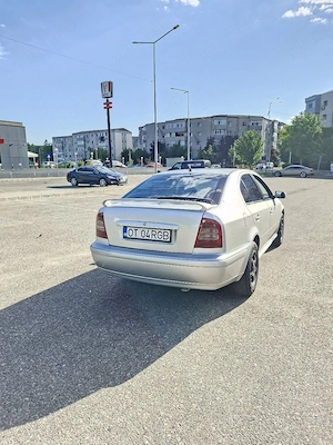 Skoda Octavia 1.6 Benzina  - imagine 5