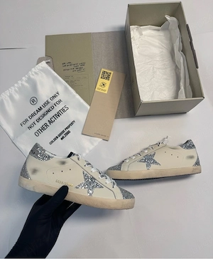 Golden Goose , Full Box, Mărimi 35 41 , 100% Piele Naturală