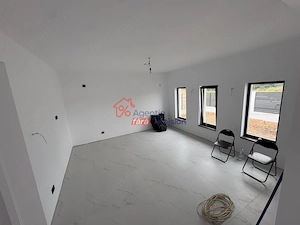 Casa la sol, 85mp, Miroslava-Voinesti, 155000euro - imagine 11