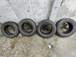 Set de anvelope de iarna marca Kormoran - 195/65 R15 91T - imagine 2