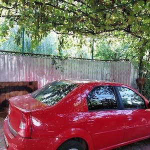 Dacia Logan an 2009 motor 16 MPI KM 130000 - imagine 3