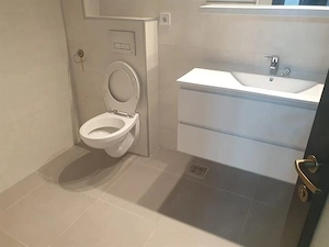 Apartament 3 camere Semicentral - Fratii Golesti, zona Mc, vav Arges Mall - imagine 10