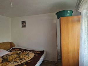 Garsoniera Maratei 26mp etaj 1 termopan mobilata usa metalica luminoasa gresie faianta 