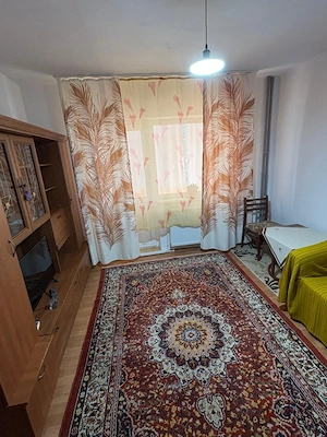Garsonieră mobilată și utilată complet  - imagine 3