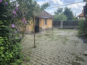 Casă cu două corpuri, 63 mp, zona Chinari - imagine 2