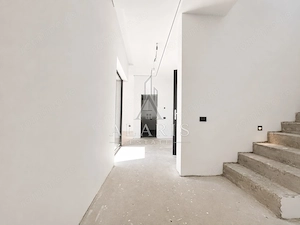 Vila de lux cu 5 camere, 5 bai, in Dumbravita - imagine 12