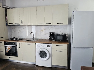 Vand   schimb apartament. 