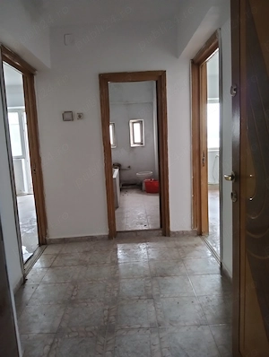 Vând apartament Bacău 