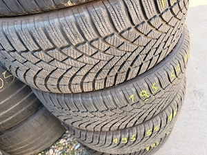 Cauciucuri 195/55 R16 aproape noi 