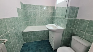 Apartament 3 camere, decomandat - imagine 6