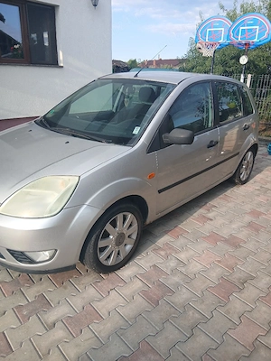 De vinzare Ford Fiesta - imagine 3