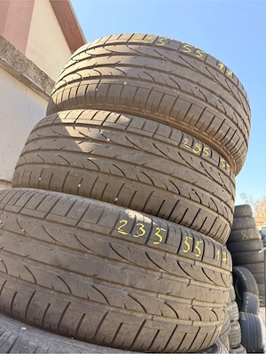 235/55 R17 Profil bun 