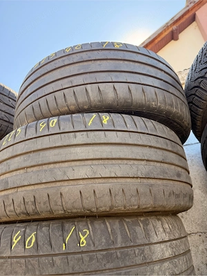 225/40 R18 Michelin 