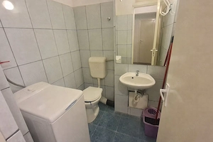 Apartament 3 camere zona Strand - imagine 9