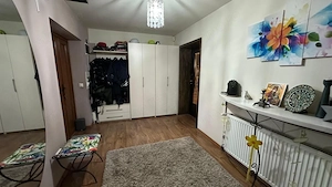 Casa individuala 6 camere cu teren 700 mp si garaj in Selimbar - imagine 10