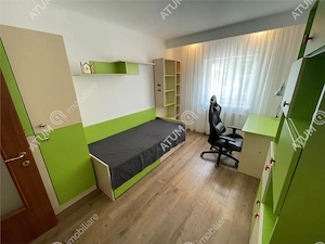 Apartament 3 camere decomandate 2 balcoane in zona centrala Sibiu - imagine 6