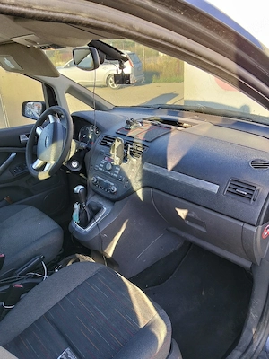 Vând Ford C max an 2007 - imagine 7