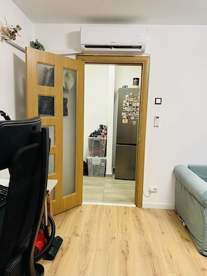 Închiriez apartament 2 camere  - imagine 7