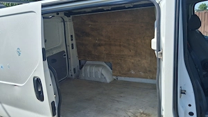 Vând Opel Vivaro 2012 - imagine 4