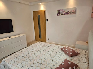 Apartament 3 camere Vasile Aaron - imagine 10