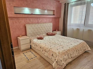 Apartament 3 camere Vasile Aaron - imagine 9