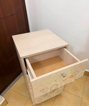 Comodă Jisk cu roți