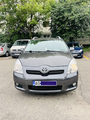Toyota Corolla Verso 7 locuri