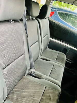 Toyota Corolla Verso 7 locuri - imagine 15