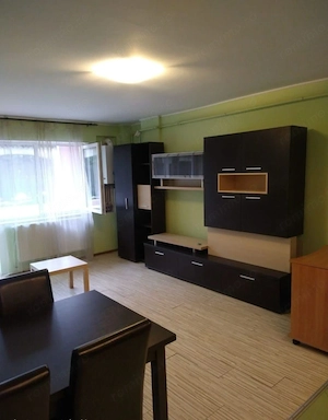 Apartament 2 camere zona Strand - imagine 2