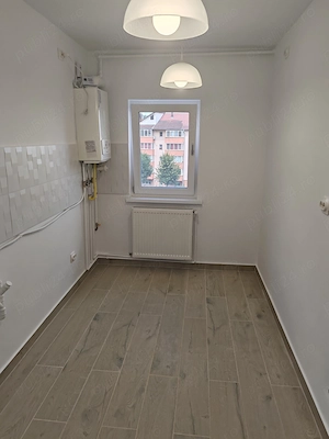 Apartament Răcătău Decomanda Renovat Complet Liber